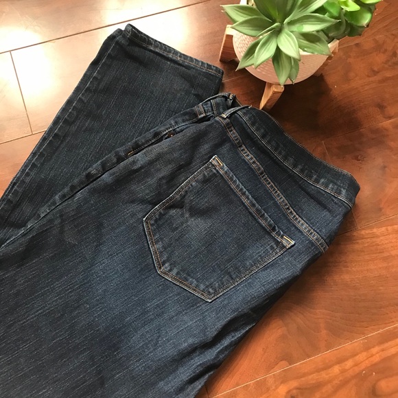 Jeans - Picture 2 of 4